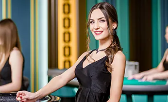 Đội ngũ hỗ trợ khách hàng TNC365